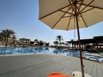 Qasr Al Sarab Desert Resort by Anantara - At the Pool - 02